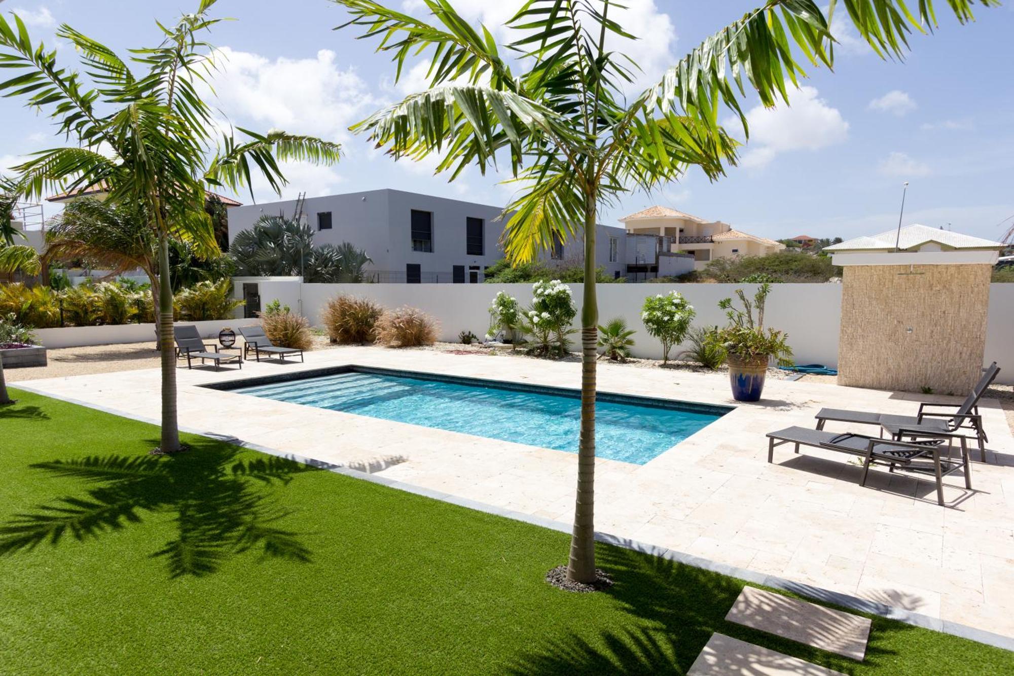 Goudhaen Luxury Private Apartments Jan Thiel Beach Esterno foto