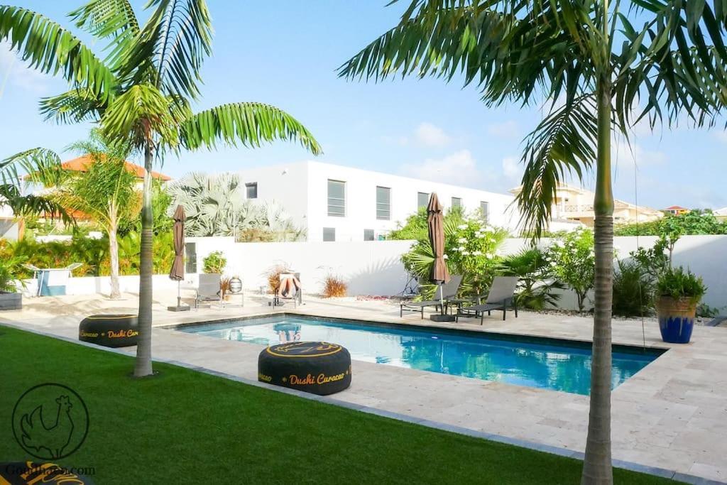Goudhaen Luxury Private Apartments Jan Thiel Beach Esterno foto