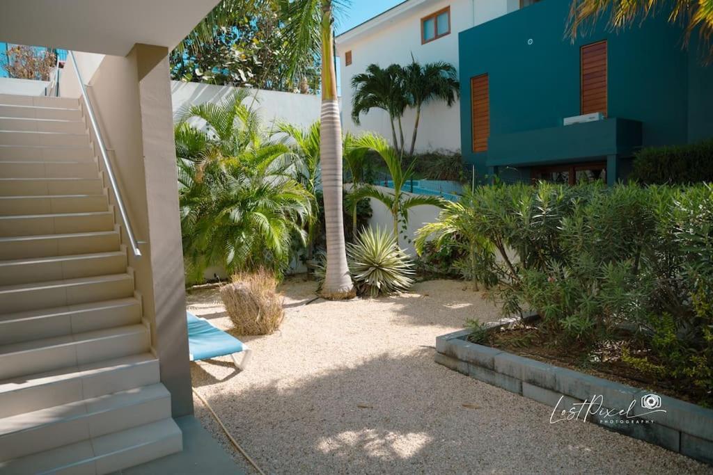 Goudhaen Luxury Private Apartments Jan Thiel Beach Esterno foto