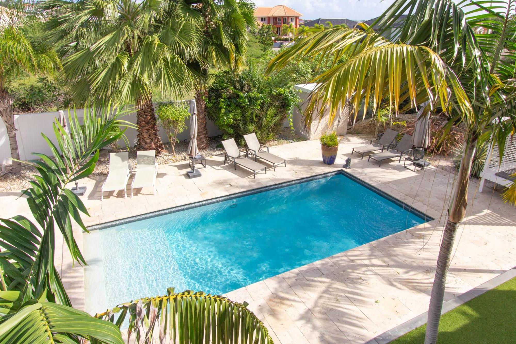 Goudhaen Luxury Private Apartments Jan Thiel Beach Esterno foto